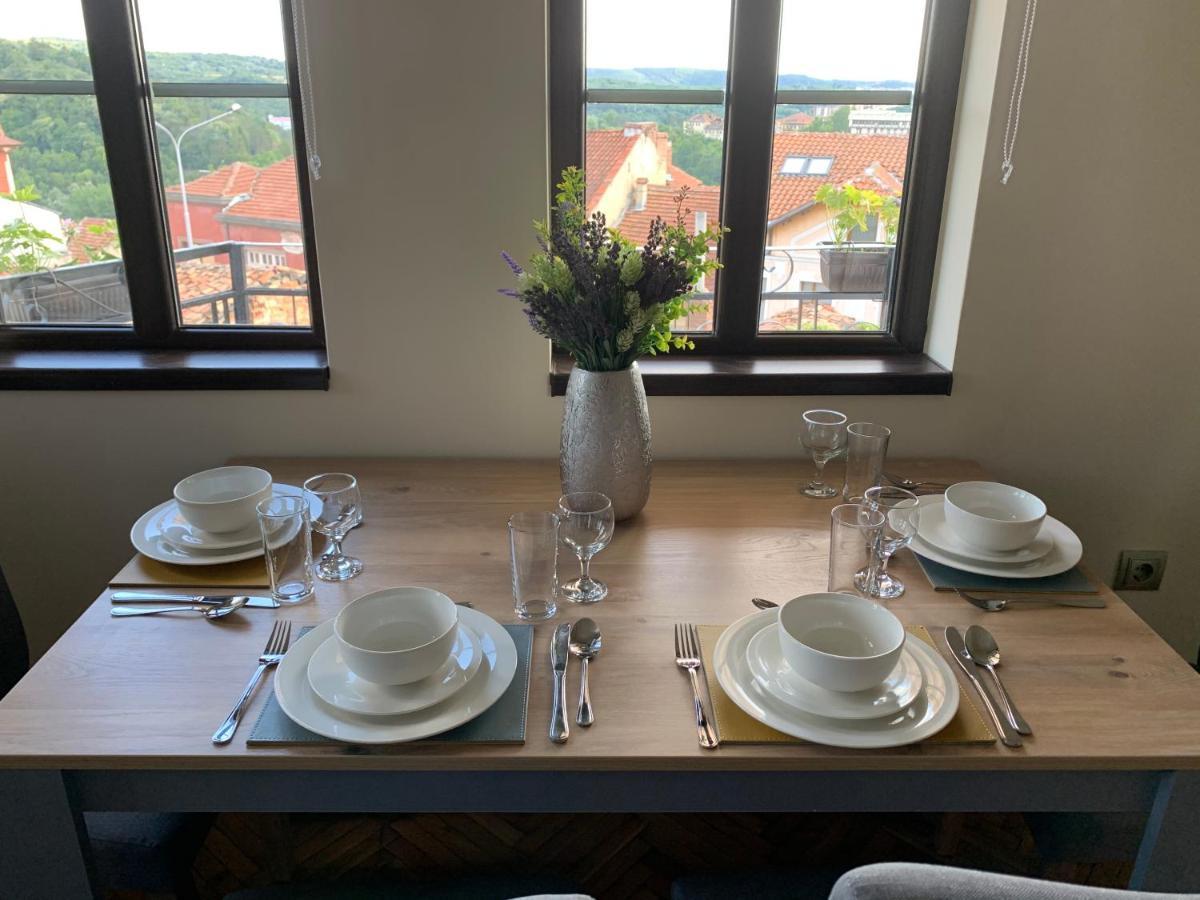 Apartment Zdravets, In The Heart Of The Old City Велико-Тырново Экстерьер фото