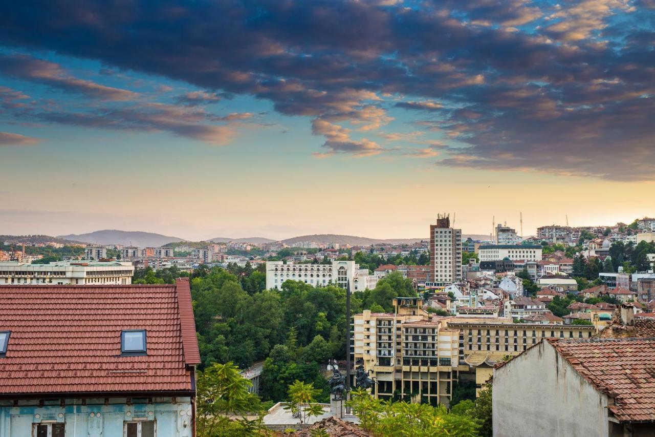 Apartment Zdravets, In The Heart Of The Old City Велико-Тырново Экстерьер фото