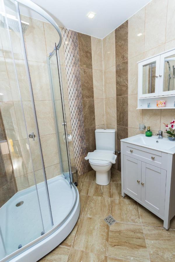 Apartment Zdravets, In The Heart Of The Old City Велико-Тырново Экстерьер фото