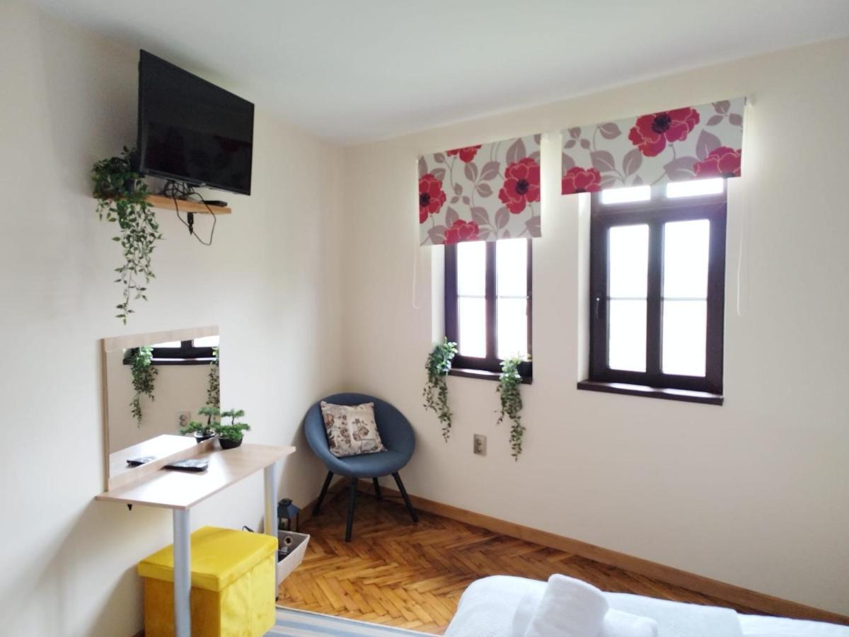Apartment Zdravets, In The Heart Of The Old City Велико-Тырново Экстерьер фото